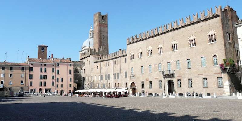Piazza Sordello