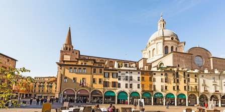 Understanding Mantua's urban layout from its best viewpoints